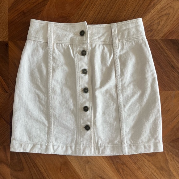 Like new Sezane ‘savine’ canvas mini skirt, ecru 🥐 - Picture 2 of 5